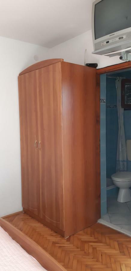 Apartman Lorena Stari Grad  Exterior photo