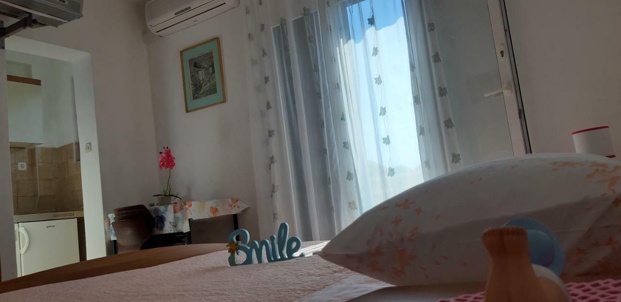 Apartman Lorena Stari Grad  Exterior photo
